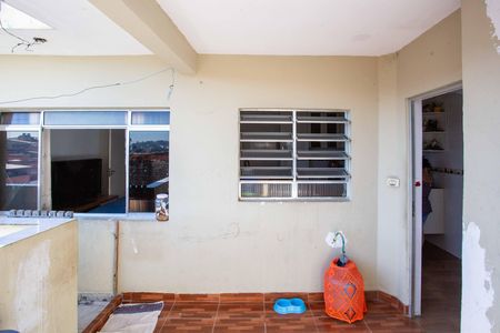 Casa à venda com 180m², 3 quartos e 1 vagaÁrea de Serviço Casa 2