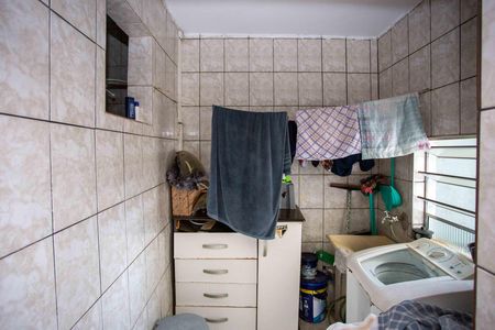Casa à venda com 180m², 3 quartos e 1 vagaÁrea de Serviço Casa 1