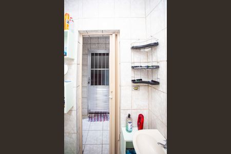 Casa à venda com 180m², 3 quartos e 1 vagaBanheiro 2 Casa 1
