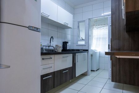 Apartamento para alugar com 62m², 2 quartos e 2 vagas Apartamento para alugar com 62m², 2 quartos e 2 vagasCozinha - Armários