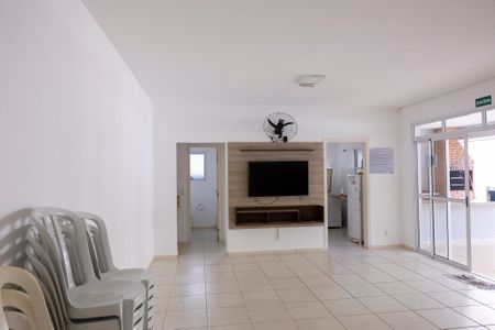 Apartamento para alugar com 62m², 2 quartos e 2 vagas Apartamento para alugar com 62m², 2 quartos e 2 vagasÁrea comum - Salão de festas