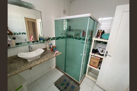 Casa para alugar com 200m², 3 quartos e 2 vagas