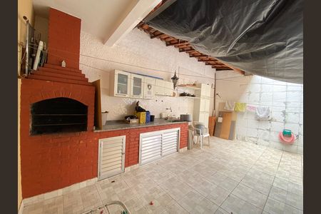 Casa para alugar com 200m², 3 quartos e 2 vagas