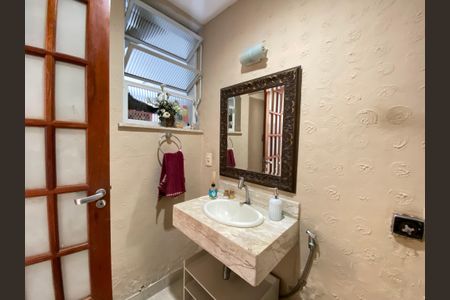 Casa para alugar com 200m², 3 quartos e 2 vagas