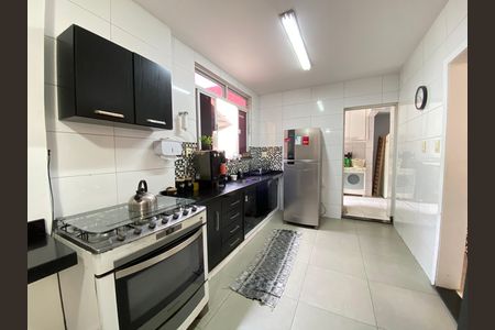 Casa para alugar com 200m², 3 quartos e 2 vagas