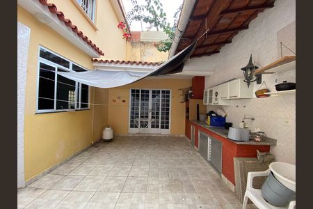 Casa para alugar com 200m², 3 quartos e 2 vagas