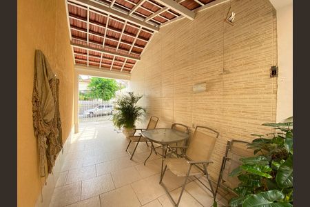 Casa para alugar com 200m², 3 quartos e 2 vagas
