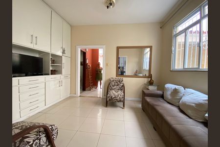 Casa para alugar com 200m², 3 quartos e 2 vagas
