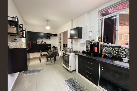 Casa para alugar com 200m², 3 quartos e 2 vagas