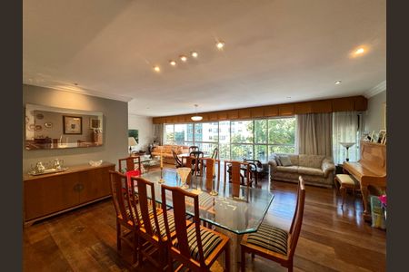 Apartamento à venda com 176m², 3 quartos e 1 vagaSala