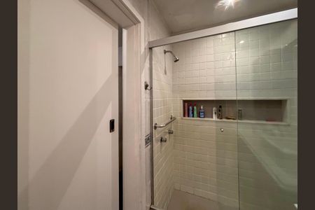 Apartamento à venda com 176m², 3 quartos e 1 vagaBanheiro social