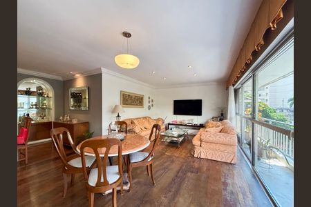 Apartamento à venda com 176m², 3 quartos e 1 vagaSala