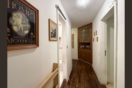 Apartamento à venda com 176m², 3 quartos e 1 vagaHall de entrada