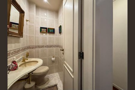 Apartamento à venda com 176m², 3 quartos e 1 vagaLavabo