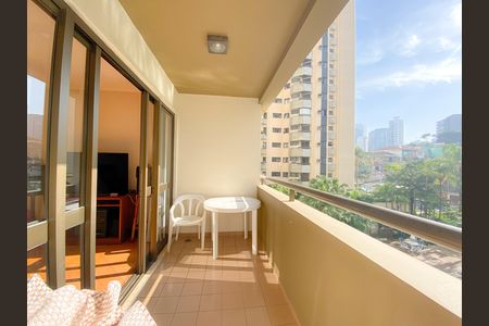 Apartamento à venda com 100m², 3 quartos e 2 vagas Apartamento à venda com 100m², 3 quartos e 2 vagasVaranda
