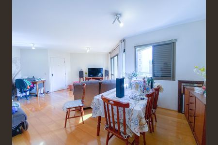 Apartamento à venda com 100m², 3 quartos e 2 vagas Apartamento à venda com 100m², 3 quartos e 2 vagasSala