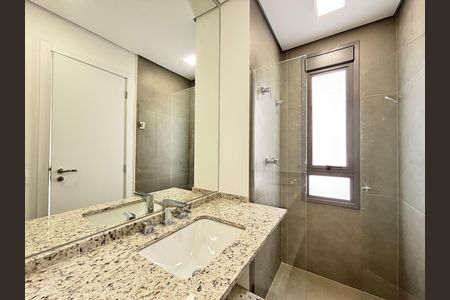 Apartamento à venda com 68m², 2 quartos e 1 vaga Apartamento à venda com 68m², 2 quartos e 1 vagaBanheiro da Suíte 1