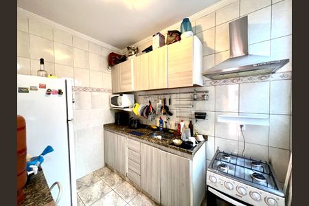 Apartamento à venda com 3 quartos, 60m² em São João Batista, Belo Horizonte