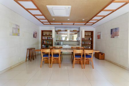 Apartamento para alugar com 82m², 2 quartos e 2 vagas Apartamento para alugar com 82m², 2 quartos e 2 vagasSalão de festas