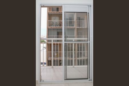 Apartamento para alugar com 34m², 2 quartos e sem vaga Apartamento para alugar com 34m², 2 quartos e sem vagaSacada