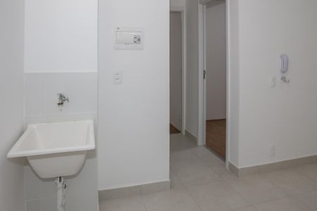 Apartamento para alugar com 34m², 2 quartos e sem vaga Apartamento para alugar com 34m², 2 quartos e sem vagaSala e Cozinha