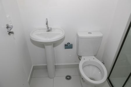 Apartamento para alugar com 34m², 2 quartos e sem vaga Apartamento para alugar com 34m², 2 quartos e sem vagaBanheiro