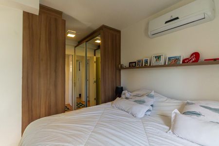 Apartamento à venda com 106m², 3 quartos e 2 vagas Apartamento à venda com 106m², 3 quartos e 2 vagasSuíte