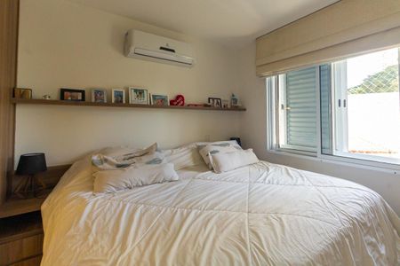 Apartamento à venda com 106m², 3 quartos e 2 vagas Apartamento à venda com 106m², 3 quartos e 2 vagasSuíte