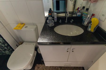 Apartamento à venda com 106m², 3 quartos e 2 vagas Apartamento à venda com 106m², 3 quartos e 2 vagasBanheiro da Suíte