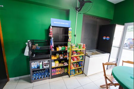 Apartamento para alugar com 58m², 2 quartos e 1 vagaÁrea comum - Mini Mercado
