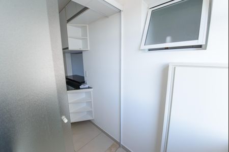 Apartamento para alugar com 58m², 2 quartos e 1 vagaÁrea de Serviço