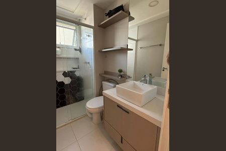 Apartamento à venda com 98m², 3 quartos e 2 vagas Apartamento à venda com 98m², 3 quartos e 2 vagasBanheiro