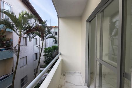 Sacada  de apartamento para alugar com 3 quartos, 60m² em Vila Antartica, Praia Grande
