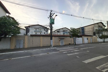 Apartamento para alugar com 60m², 3 quartos e 1 vaga Apartamento para alugar com 60m², 3 quartos e 1 vagaFachada