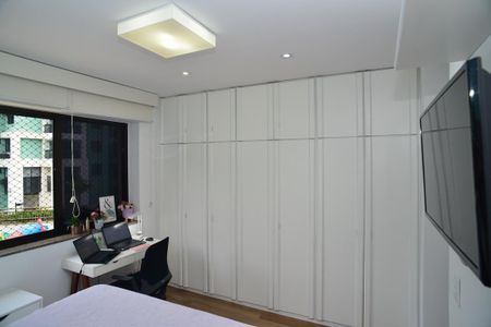 Apartamento para alugar com 114m², 3 quartos e 2 vagas Apartamento para alugar com 114m², 3 quartos e 2 vagasSuíte