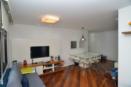 Sala de apartamento para alugar com 3 quartos, 114m² em Barra da Tijuca, Rio de Janeiro