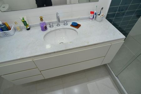 Apartamento para alugar com 114m², 3 quartos e 2 vagas Apartamento para alugar com 114m², 3 quartos e 2 vagasBanheiro Suíte