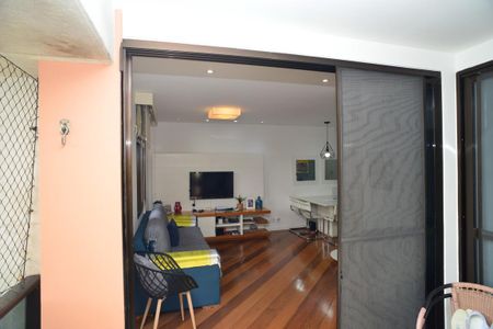 Varanda de apartamento para alugar com 3 quartos, 114m² em Barra da Tijuca, Rio de Janeiro