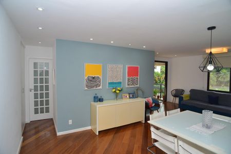 Apartamento para alugar com 114m², 3 quartos e 2 vagas Apartamento para alugar com 114m², 3 quartos e 2 vagasSala