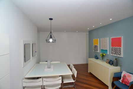 Sala de apartamento para alugar com 3 quartos, 114m² em Barra da Tijuca, Rio de Janeiro
