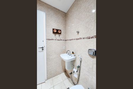 Apartamento para alugar com 80m², 2 quartos e 1 vagaBanheiro Social 