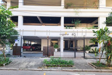 Apartamento para alugar com 80m², 2 quartos e 1 vagaFachada 