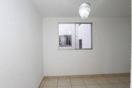 Apartamento à venda com 85m², 4 quartos e 2 vagasSala