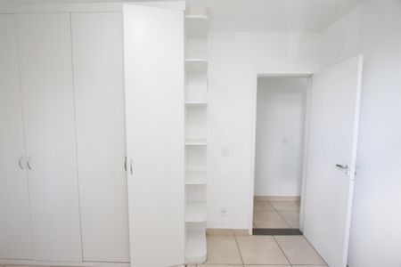 Apartamento à venda com 85m², 4 quartos e 2 vagasQuarto 3