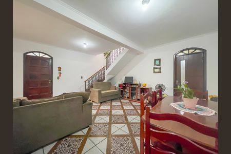 Sala de casa à venda com 5 quartos, 234m² em Km 18, Osasco