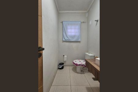 Casa para alugar com 316m², 2 quartos e 4 vagasLavabo
