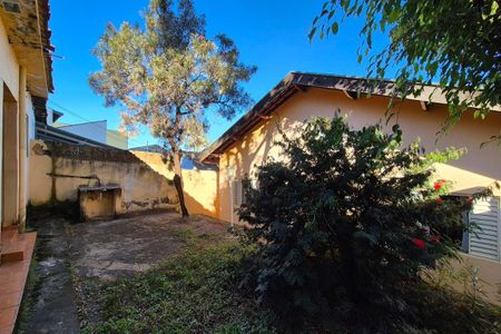 Quintal de casa para alugar com 2 quartos, 316m² em Vila Manoel Ferreira, Campinas