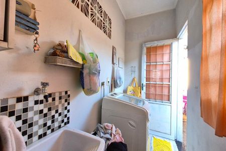 Casa para alugar com 316m², 2 quartos e 4 vagasÁrea de Serviço