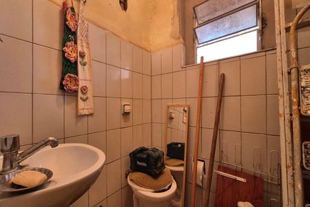 Banheiro de casa para alugar com 2 quartos, 316m² em Vila Manoel Ferreira, Campinas