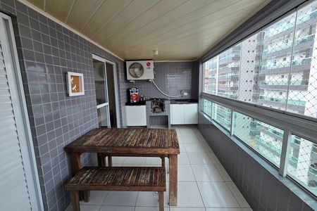 Apartamento para alugar com 115m², 3 quartos e 2 vagas Apartamento para alugar com 115m², 3 quartos e 2 vagasVaranda